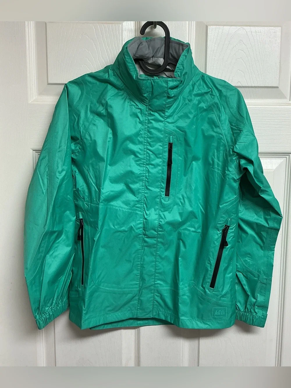 REI Girl’s Sz M 10-12 Hooded Green Waterproof Rain Jacket